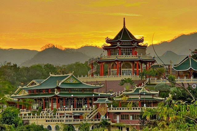 Tempat Wisata Terkenal di Filipina - Cebu Taoist Temple